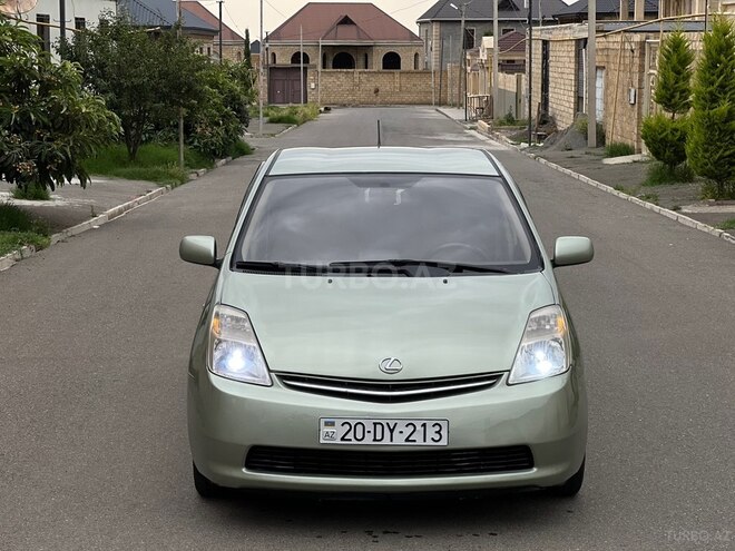 Toyota Prius-1