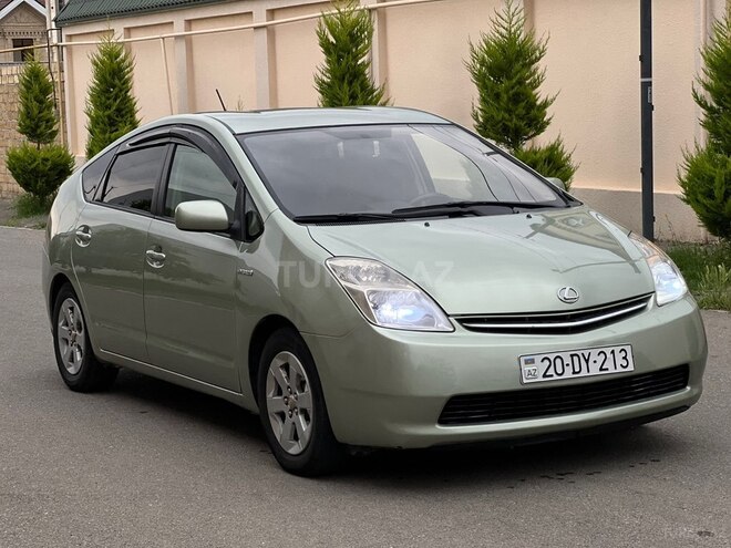 Toyota Prius-2