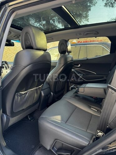Hyundai Santa Fe-4