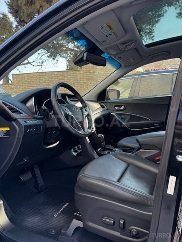 Hyundai Santa Fe-5