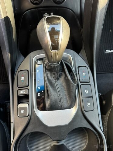 Hyundai Santa Fe-10