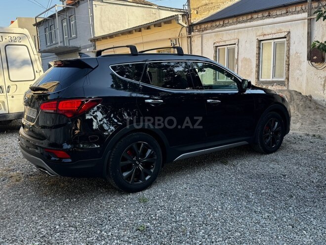 Hyundai Santa Fe-15