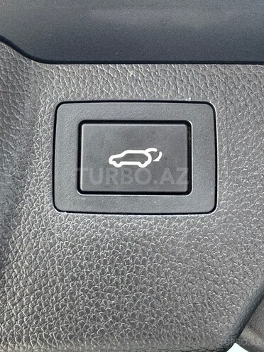 Hyundai Santa Fe-11