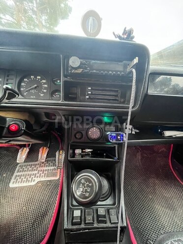 LADA (VAZ) 2107-15