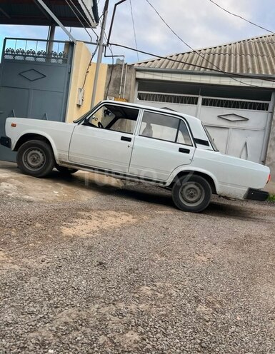 LADA (VAZ) 2107-10