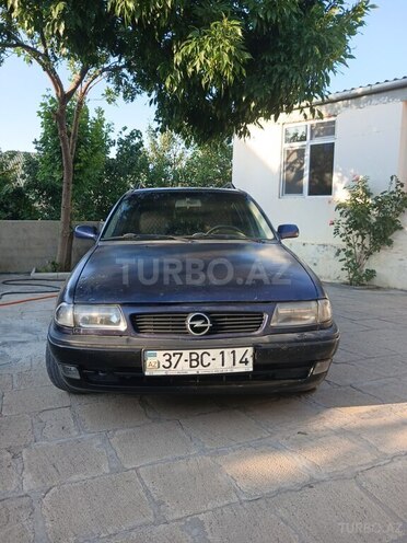 Opel Astra-1