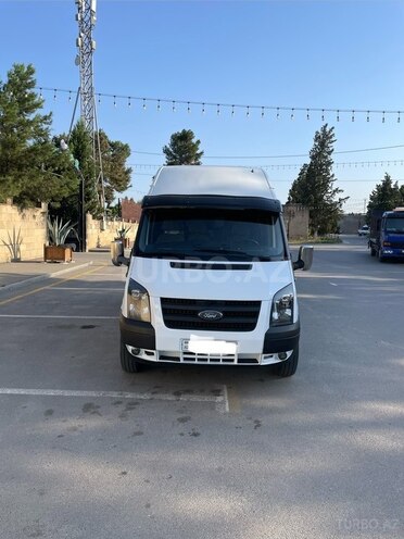Ford Transit-1