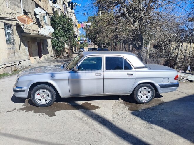GAZ 3110 "Volga"-4
