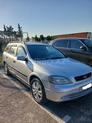 Opel Astra-2