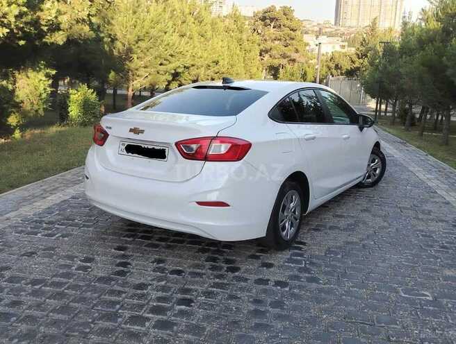 Chevrolet Cruze-8