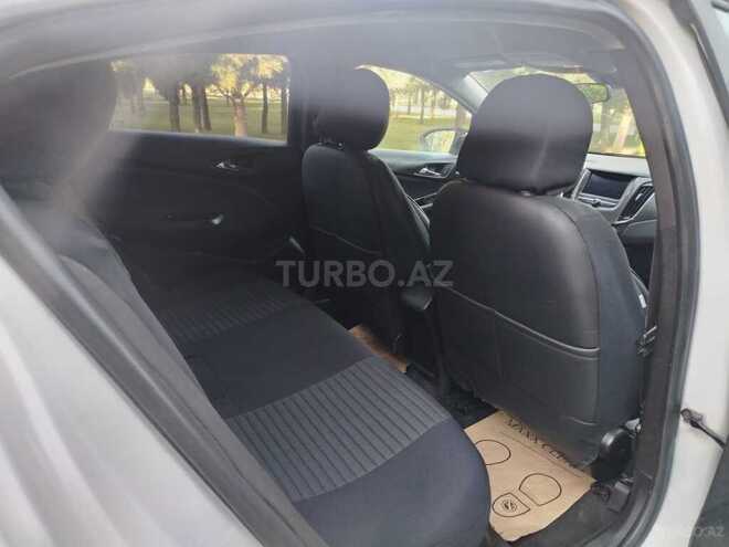 Chevrolet Cruze-11