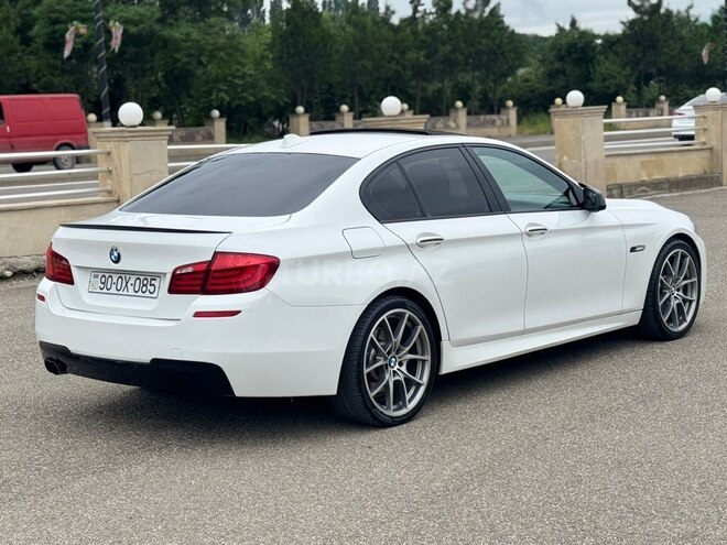 BMW 528-9
