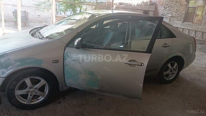 Nissan Primera-3