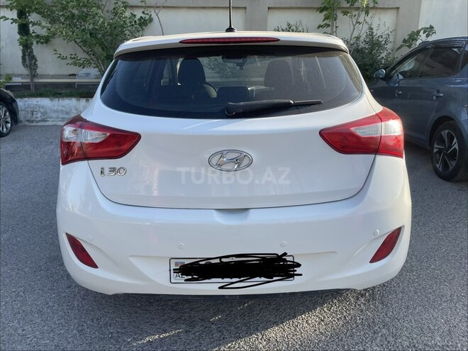 Hyundai i30-2
