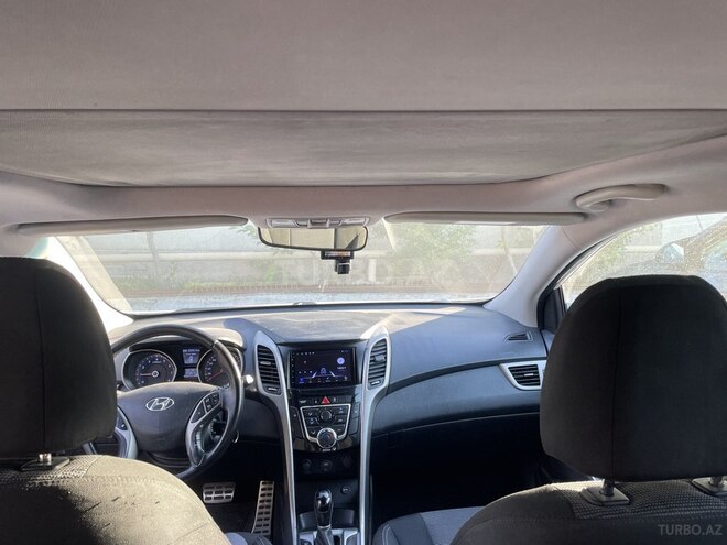 Hyundai i30-9