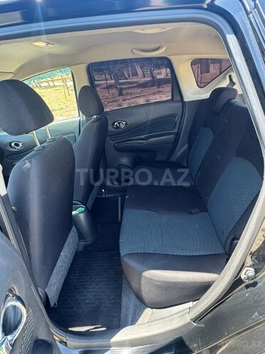 Nissan Note-8