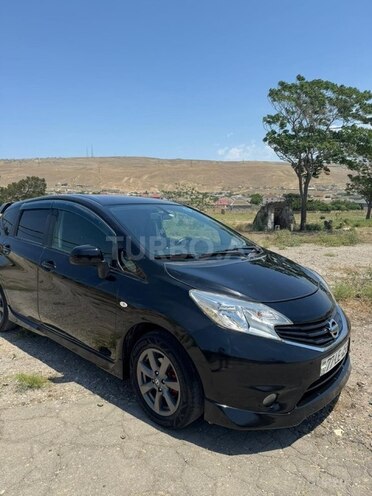 Nissan Note-2