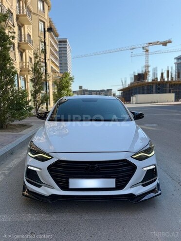 Hyundai Elantra-1