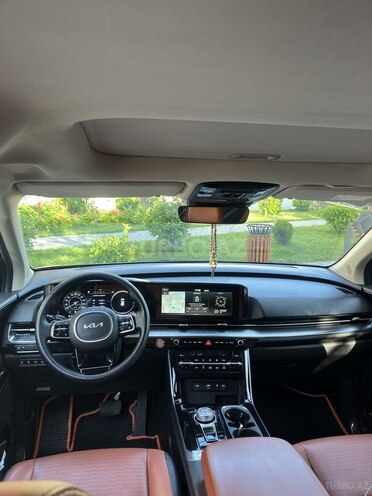 Kia Carnival-7