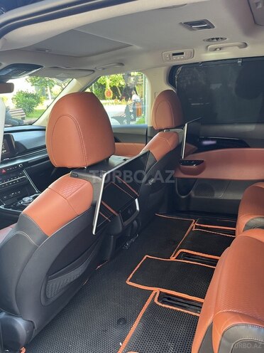 Kia Carnival-9