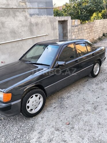 Mercedes 190-7