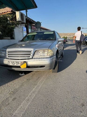 Mercedes C 180-4
