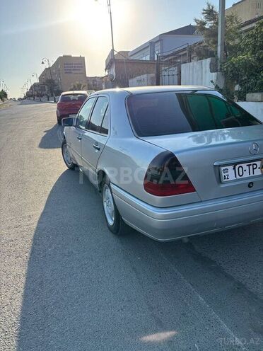 Mercedes C 180-8