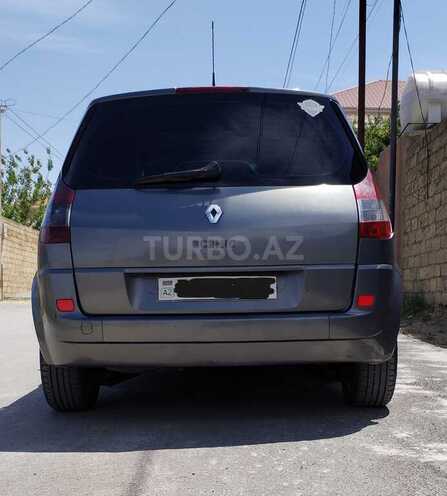 Renault Scenic-8