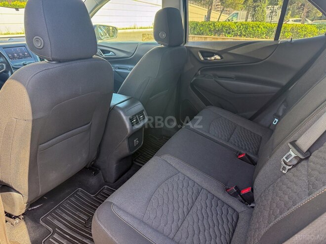 Chevrolet Equinox-12