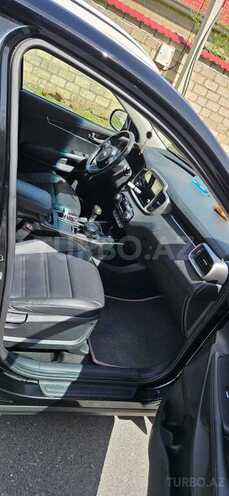 Kia Sorento-12
