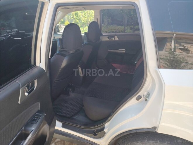 Subaru Forester-6