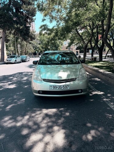 Toyota Prius-1