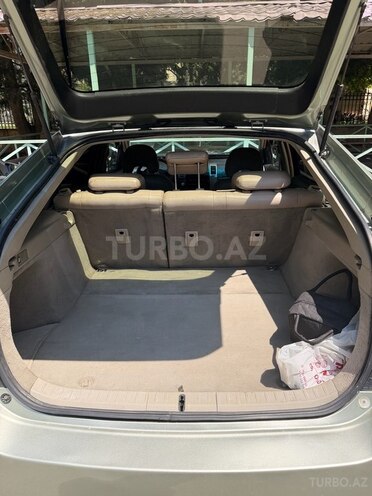 Toyota Prius-10