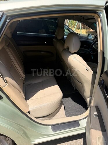 Toyota Prius-8