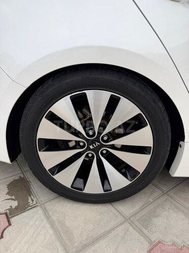 Kia Optima-10