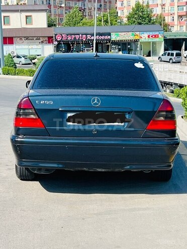 Mercedes C 200-2