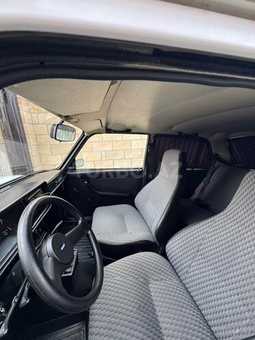 LADA (VAZ) 2107-4