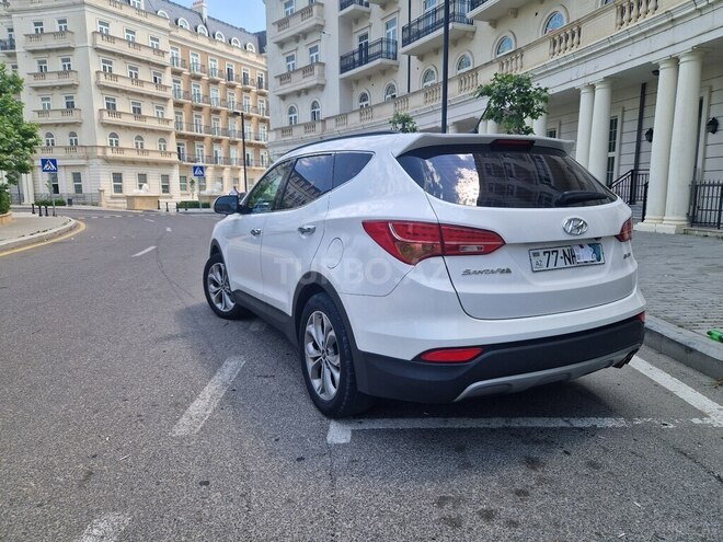 Hyundai Santa Fe-9
