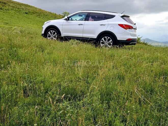 Hyundai Santa Fe-12