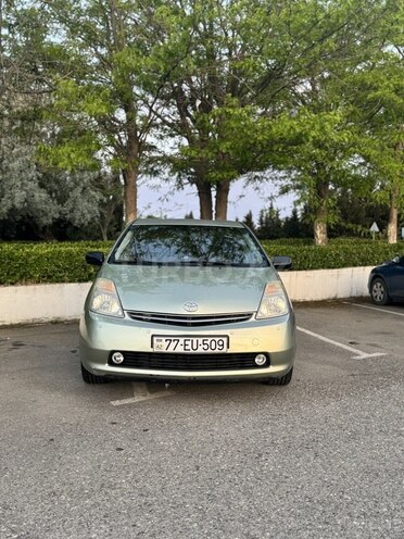 Toyota Prius-1