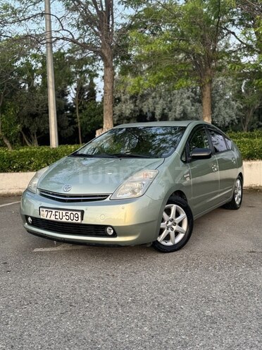 Toyota Prius-2