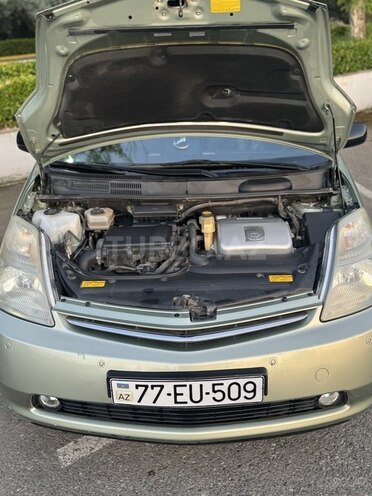 Toyota Prius-7