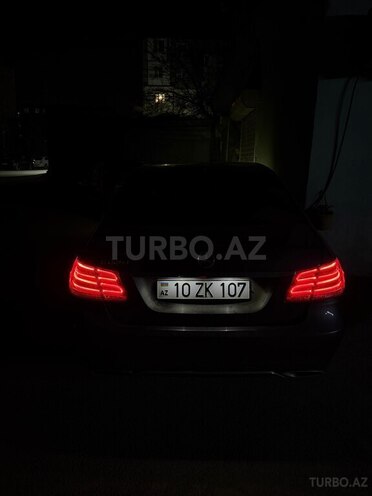 Mercedes E 220-3