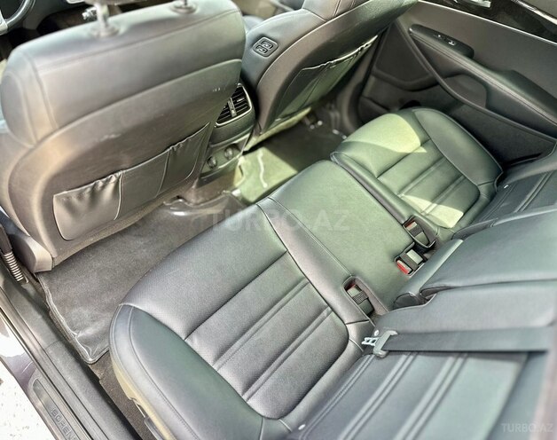 Kia Sorento-13
