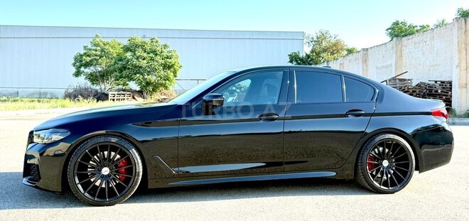BMW 530-11