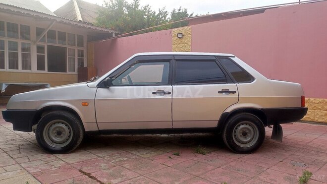 LADA (VAZ) 21099-5