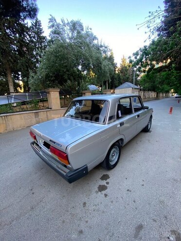 LADA (VAZ) 2107-4