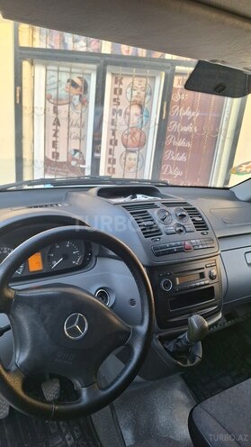 Mercedes Vito 111 CDI-8