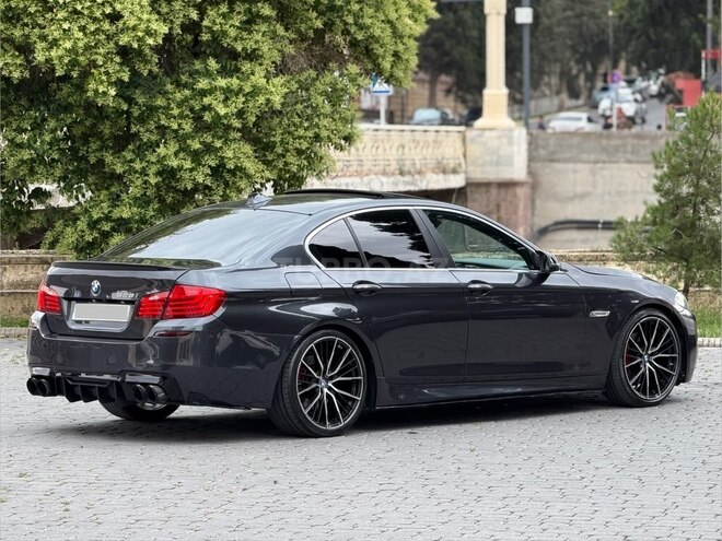 BMW 528-9