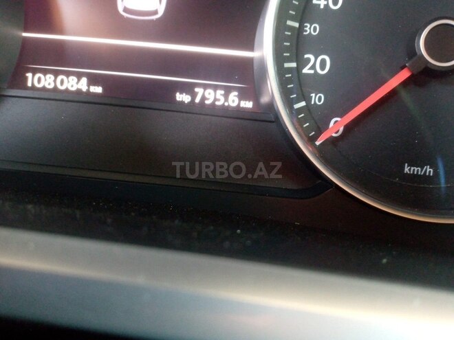 Volkswagen Touareg-6
